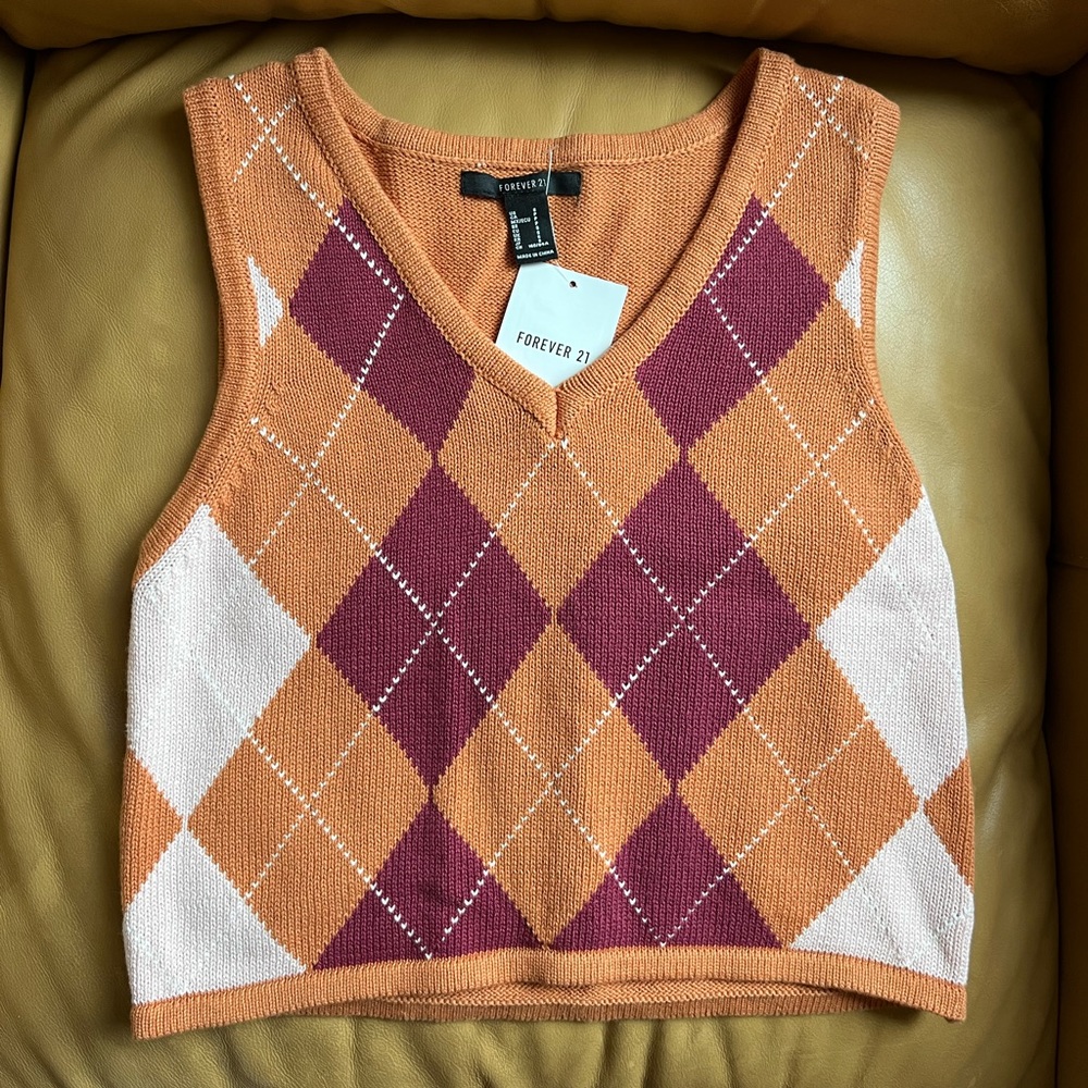 NEW! Forever 21 Sweater Vest
